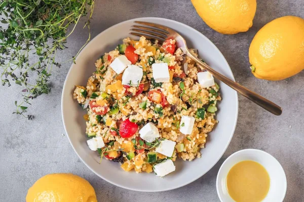 Řecký kuskusový salát s balkánským sýrem, program Vegetarián